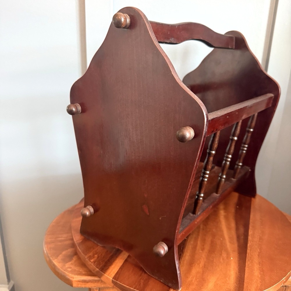 Vintage Wooden Magazine Rack Book Holder Spindle Sides Colonial Style - Picture 4 of 7